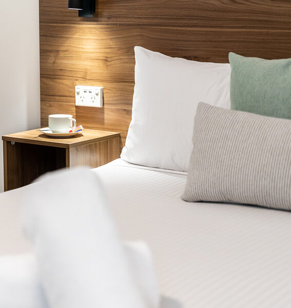 Salisbury Hotel Queen Room